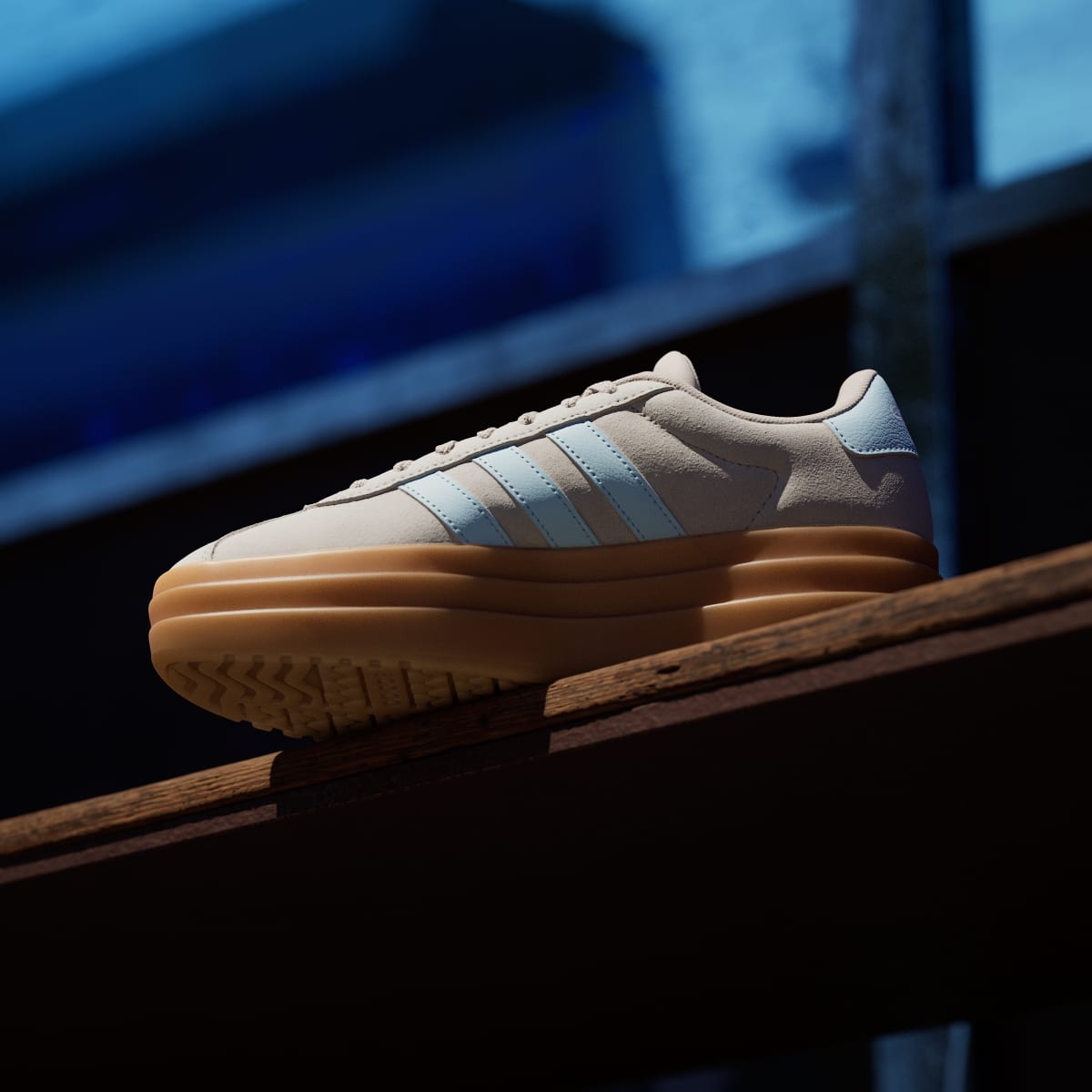 adidas Women's VL Court Bold Shoes - Wonder Beige / Ice Blue / Gold Metallic