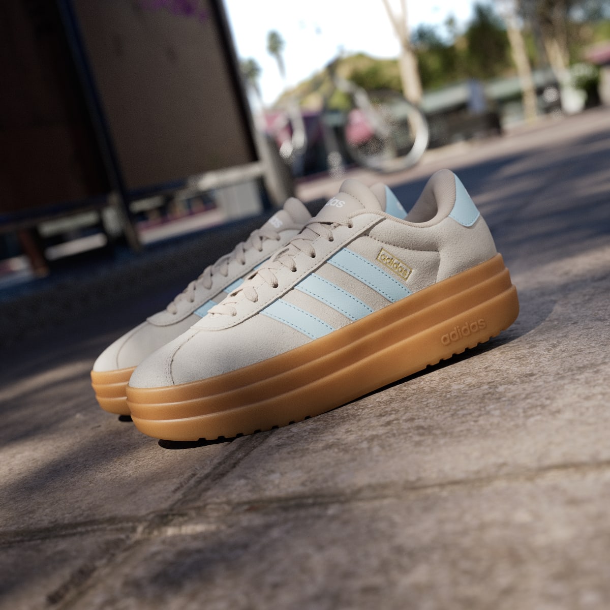 adidas Women's VL Court Bold Shoes - Wonder Beige / Ice Blue / Gold Metallic
