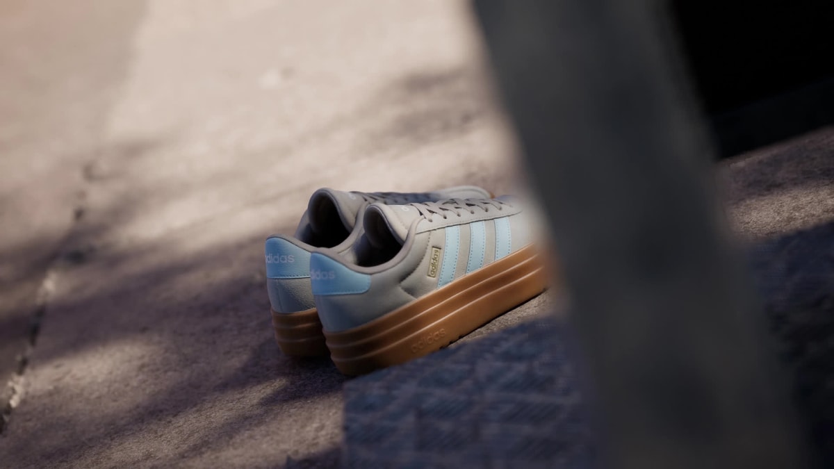 adidas Women's VL Court Bold Shoes - Wonder Beige / Ice Blue / Gold Metallic