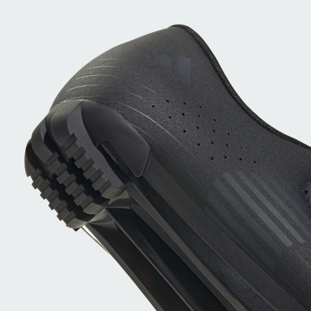 adidas Men's Vueltano Shoes - Core Black / Carbon / Cloud White