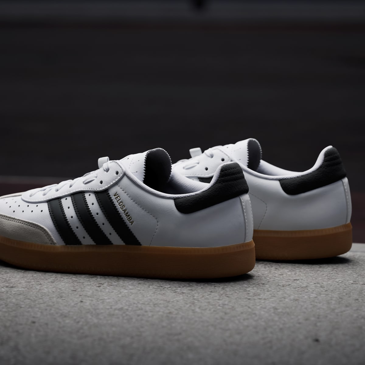 adidas Men's Velosamba Leather Shoes - Cloud White / Core Black / Gold Metallic