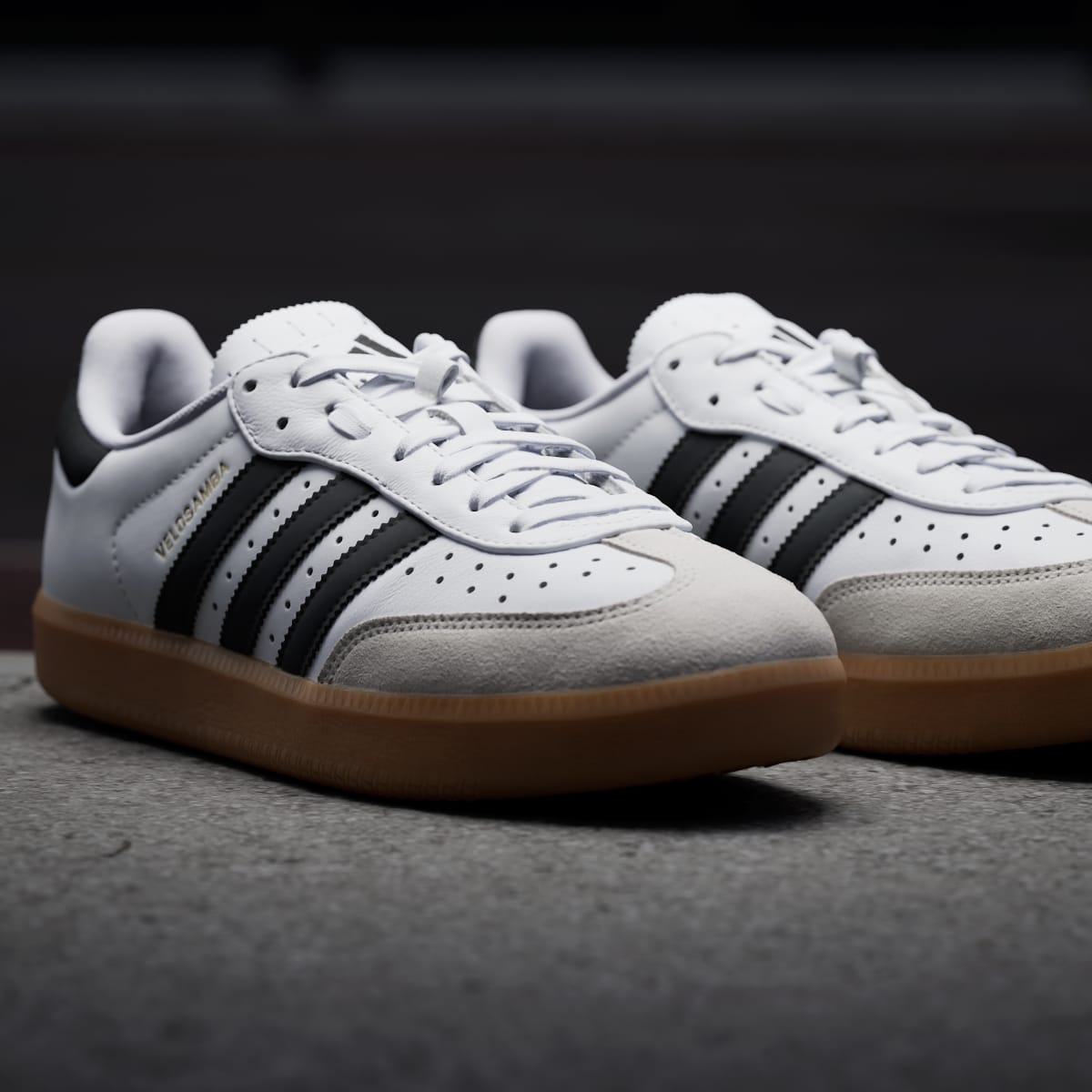 adidas Men's Velosamba Leather Shoes - Cloud White / Core Black / Gold Metallic