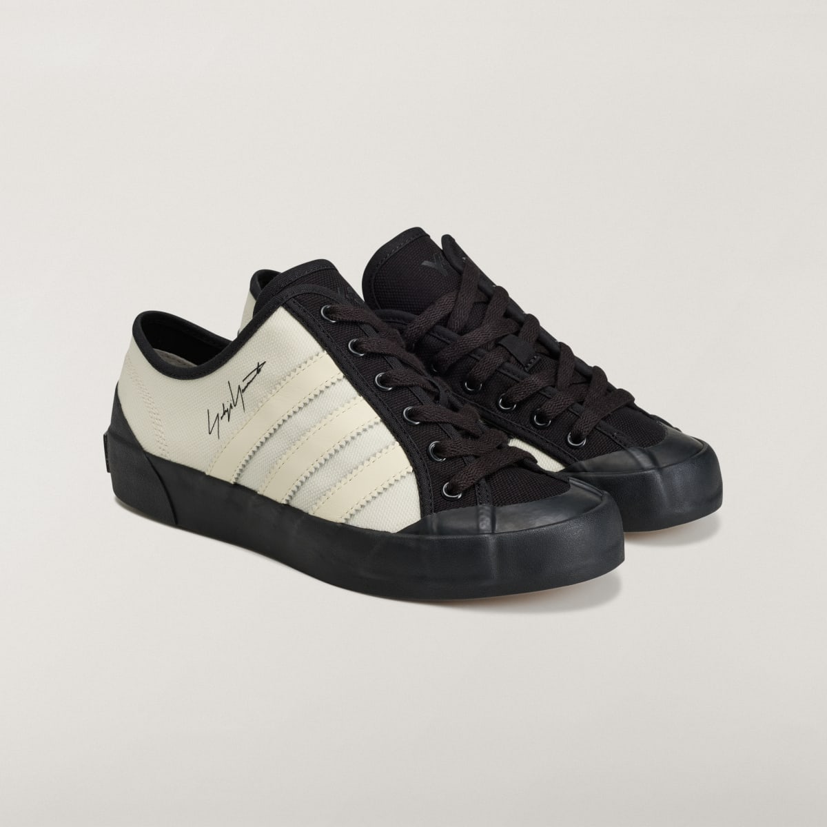 adidas Women's Y-3 Nisi LO - Off White / Off White / Black
